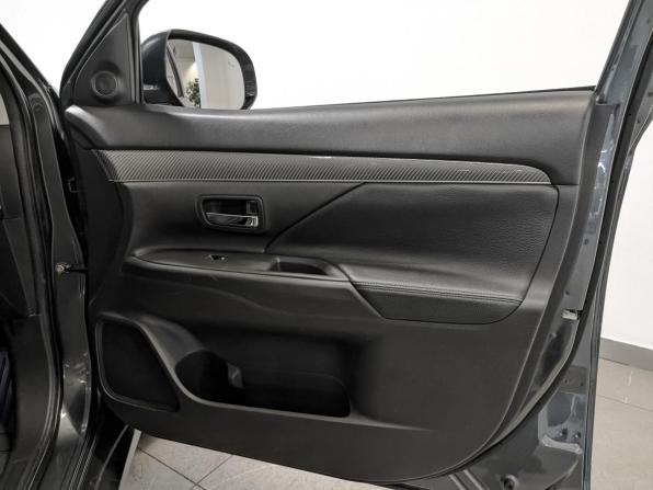 Mitsubishi Outlander III Рестайлинг 3 с пробегом 2019 года, цена 2 200 000 рублей, 151000 км, внедорожник, Автокод Объявления