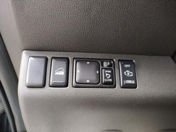 Nissan Pathfinder III с пробегом 2008 года, цена 825 000 рублей, 372392 км, внедорожник, Автокод Объявления