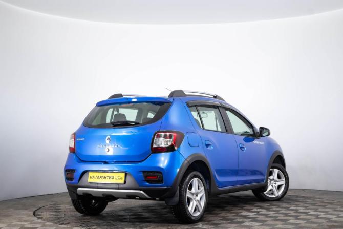 Renault Sandero II с пробегом 2017 года, цена 1 049 000 рублей, 165254 км, хэтчбек, Автокод Объявления