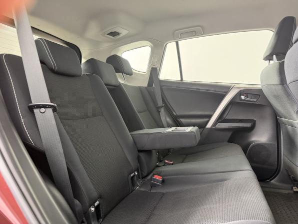 Toyota RAV4 IV (XA40) Рестайлинг с пробегом 2016 года, цена 2 070 000 рублей, 182000 км, внедорожник, Автокод Объявления