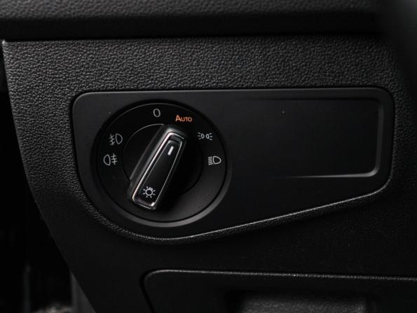 Volkswagen Tiguan II с пробегом 2018 года, цена 1 890 000 рублей, 210976 км, внедорожник, Автокод Объявления