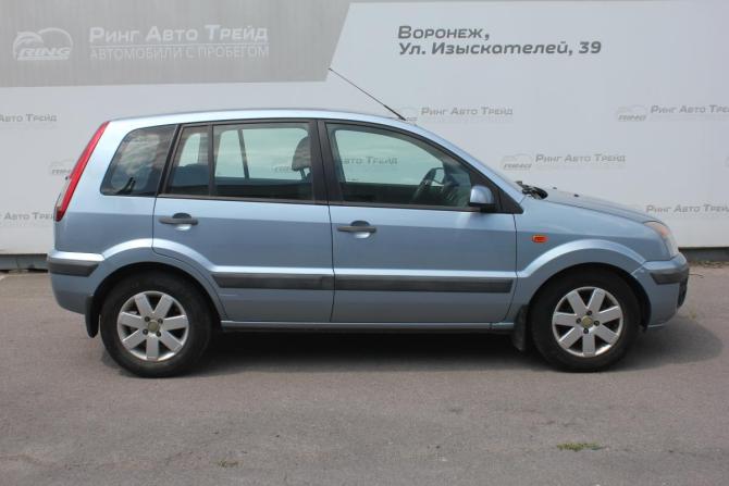 Ford Fusion I Рестайлинг с пробегом 2006 года, цена 430 000 рублей, 186947 км, хэтчбек, Автокод Объявления