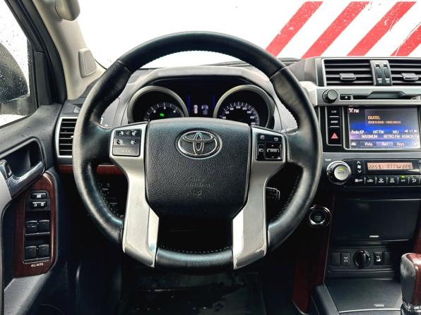 Toyota Land Cruiser Prado 150 Series Рестайлинг 1 с пробегом 2015 года, цена 3 580 000 рублей, 227854 км, внедорожник, Автокод Объявления