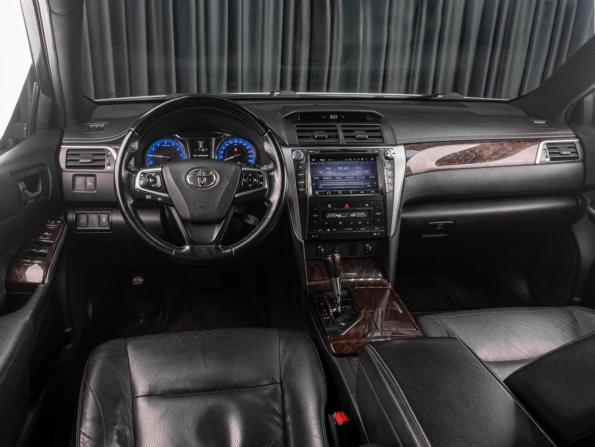 Toyota Camry VII (XV50) Рестайлинг с пробегом 2015 года, цена 1 879 000 рублей, 221571 км, седан, Автокод Объявления