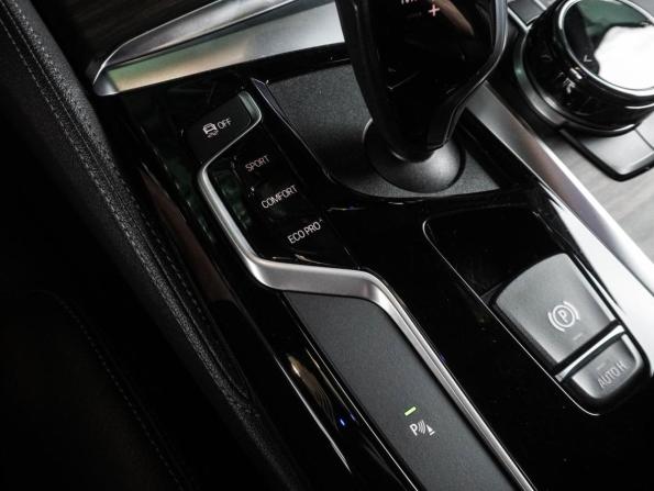 BMW 5 серии VII (G30/G31/G38) с пробегом 2018 года, цена 4 399 000 рублей, 116192 км, универсал, Автокод Объявления