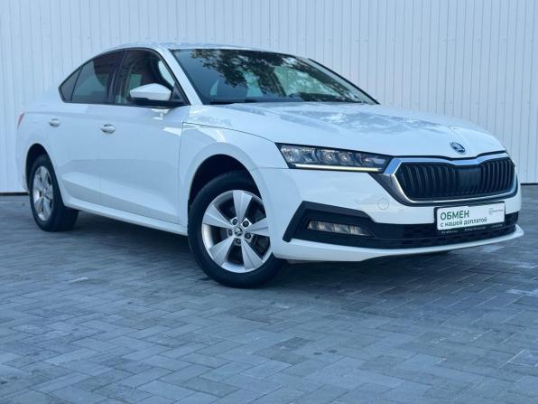 Skoda Octavia IV (A8) с пробегом 2021 года, цена 2 200 000 рублей, 124000 км, лифтбек, Автокод Объявления