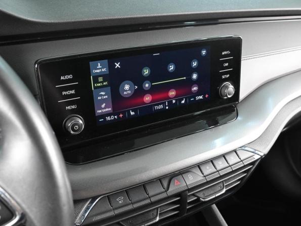 Skoda Octavia IV (A8) с пробегом 2021 года, цена 2 150 000 рублей, 140690 км, лифтбек, Автокод Объявления