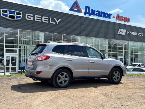 Hyundai Santa Fe II Рестайлинг с пробегом 2010 года, цена 1 000 000 рублей, 250189 км, внедорожник, Автокод Объявления