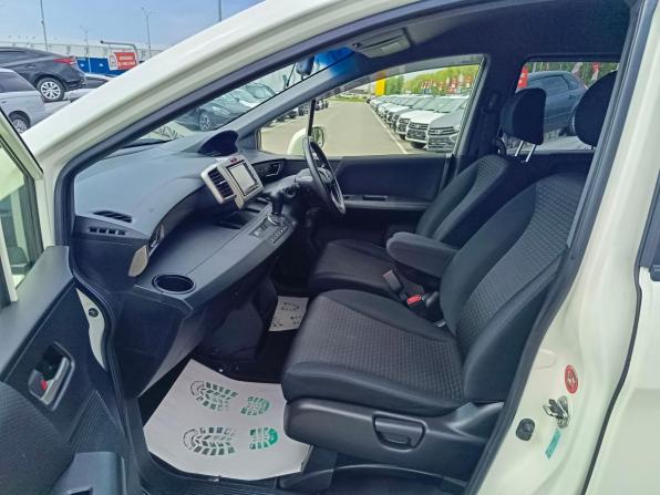 Honda Freed I Рестайлинг с пробегом 2012 года, цена 1 099 995 рублей, 144906 км, компактвэн, Автокод Объявления
