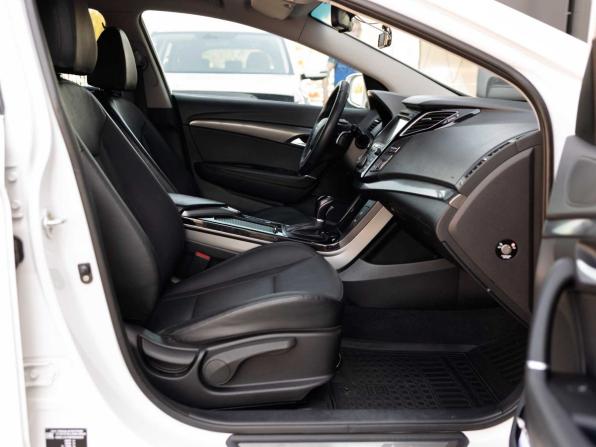 Hyundai i40 I Рестайлинг с пробегом 2015 года, цена 1 300 000 рублей, 107854 км, седан, Автокод Объявления