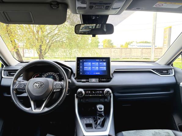Toyota RAV4 V (XA50) с пробегом 2022 года, цена 3 620 000 рублей, 61000 км, внедорожник, Автокод Объявления