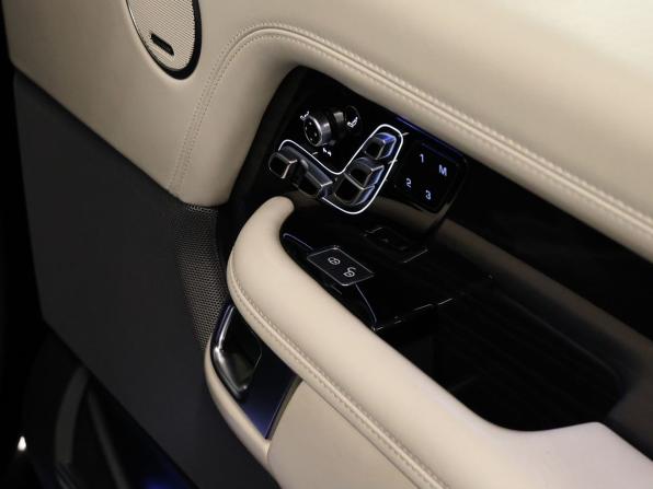Land Rover Range Rover IV Рестайлинг с пробегом 2020 года, цена 8 790 000 рублей, 83305 км, внедорожник, Автокод Объявления