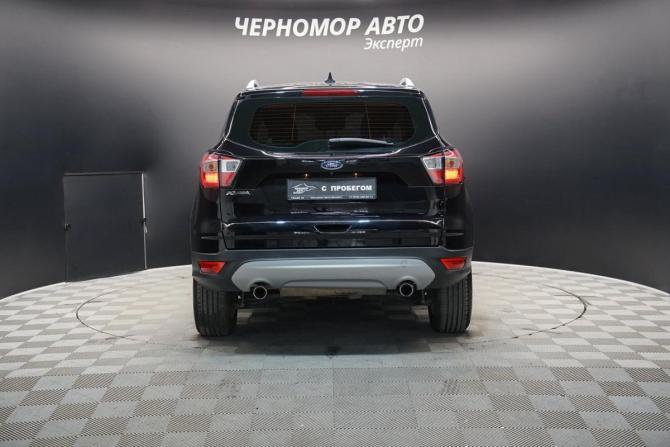 Ford Kuga II Рестайлинг с пробегом 2017 года, цена 1 770 000 рублей, 138000 км, внедорожник, Автокод Объявления