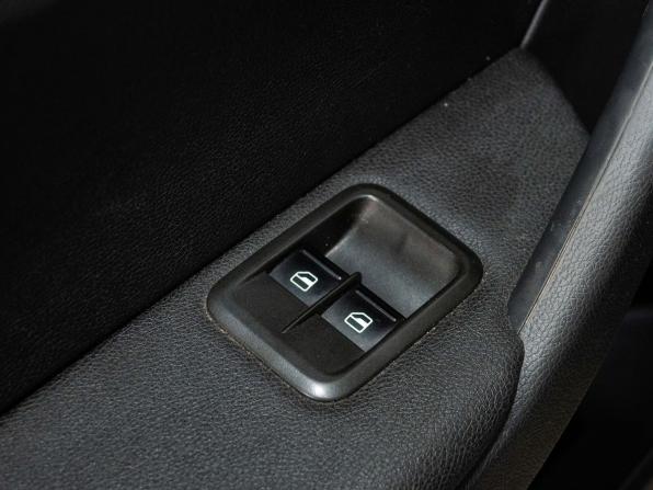 Skoda Yeti I Рестайлинг с пробегом 2014 года, цена 890 000 рублей, 247366 км, внедорожник, Автокод Объявления