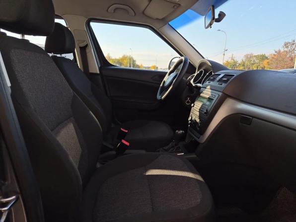 Skoda Yeti I Рестайлинг с пробегом 2014 года, цена 977 000 рублей, 184056 км, внедорожник, Автокод Объявления