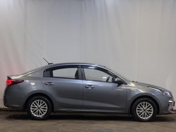 Kia Rio IV с пробегом 2018 года, цена 1 349 000 рублей, 89696 км, седан, Автокод Объявления