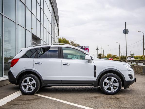 Opel Antara I Рестайлинг с пробегом 2014 года, цена 1 528 000 рублей, 97905 км, внедорожник, Автокод Объявления