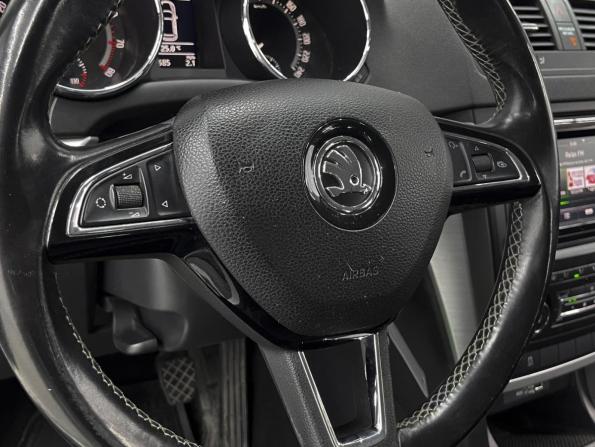 Skoda Yeti I Рестайлинг с пробегом 2016 года, цена 1 579 000 рублей, 115685 км, внедорожник, Автокод Объявления