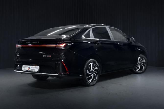 BAIC U5 Plus с пробегом 2023 года, цена 1 420 000 рублей, 32747 км, седан, Автокод Объявления