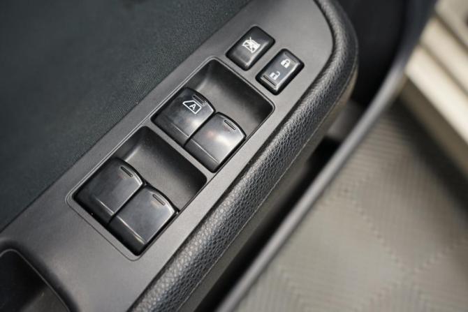 Nissan Tiida I Рестайлинг с пробегом 2011 года, цена 785 000 рублей, 225000 км, хэтчбек, Автокод Объявления