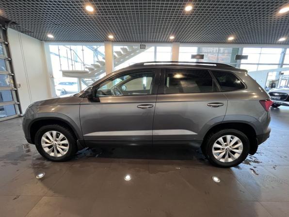 Skoda Karoq I с пробегом 2021 года, цена 2 424 000 рублей, 103460 км, внедорожник, Автокод Объявления