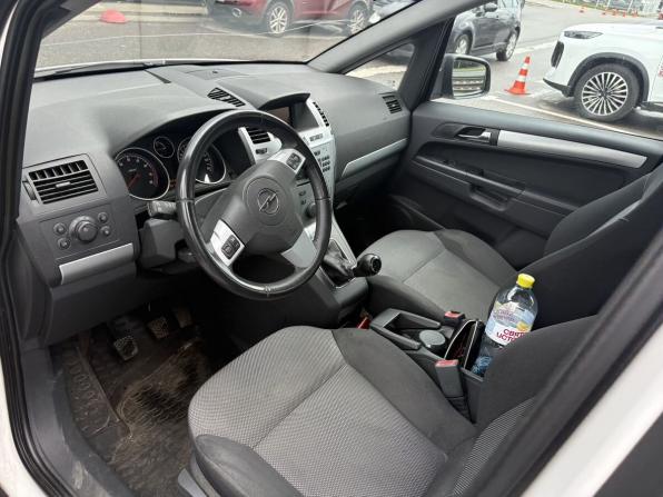 Opel Zafira B Рестайлинг с пробегом 2012 года, цена 799 000 рублей, 163000 км, компактвэн, Автокод Объявления