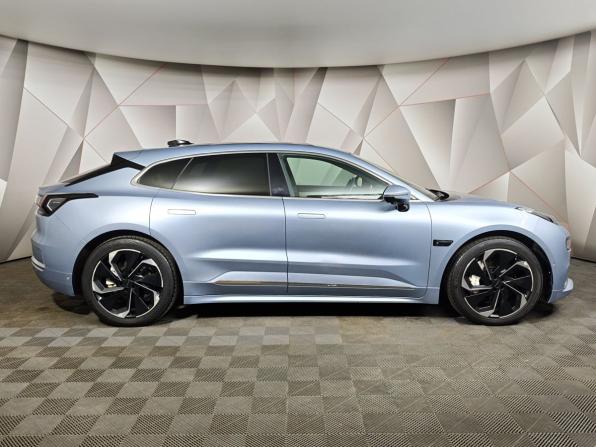 Zeekr 001 I с пробегом 2021 года, цена 4 550 000 рублей, 69946 км, лифтбек, Автокод Объявления