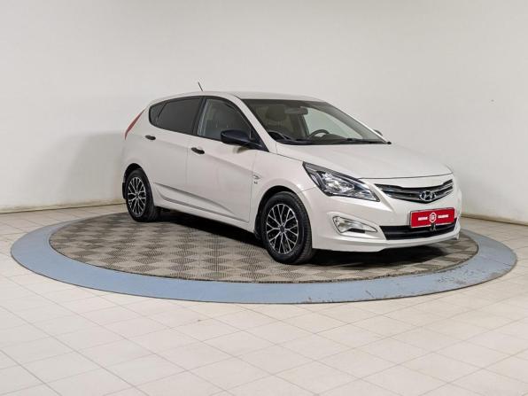 Hyundai Solaris I Рестайлинг с пробегом 2015 года, цена 1 274 900 рублей, 120000 км, хэтчбек, Автокод Объявления
