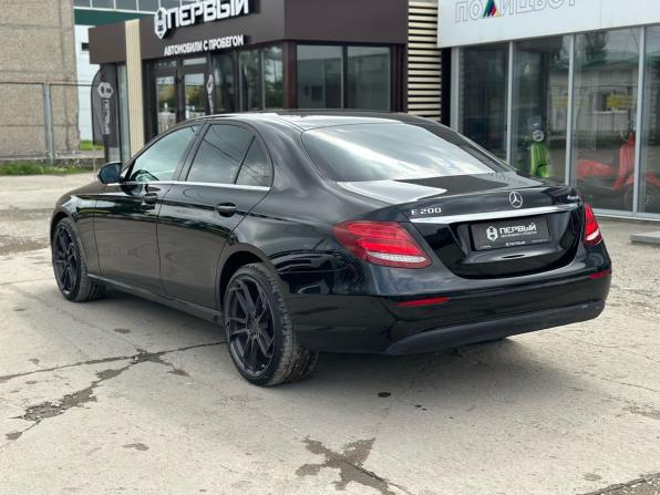 Mercedes-Benz E-Класс V (W213 S213 C238) с пробегом 2018 года, цена 3 130 000 рублей, 139000 км, седан, Автокод Объявления