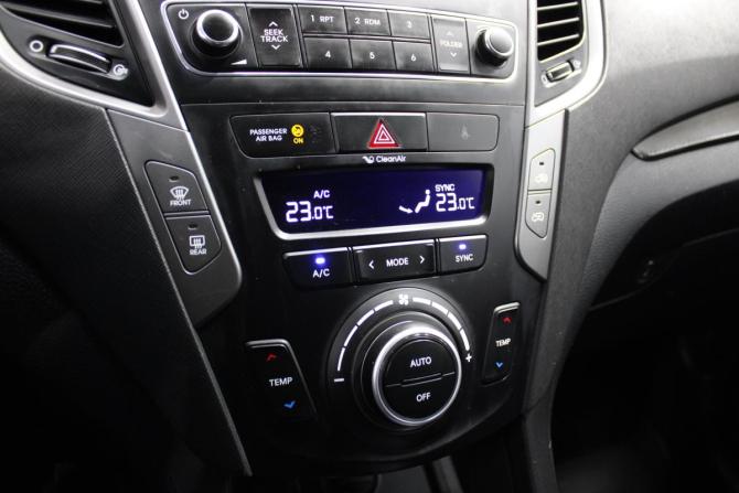Hyundai Santa Fe III Рестайлинг с пробегом 2015 года, цена 1 869 000 рублей, 132000 км, внедорожник, Автокод Объявления