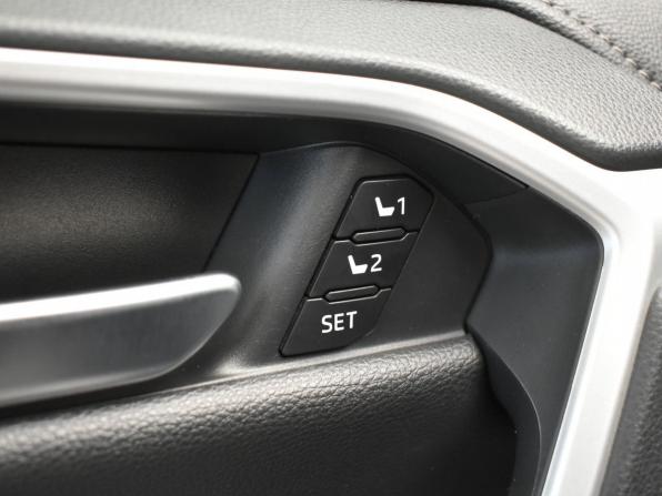 Toyota RAV4 V (XA50) с пробегом 2020 года, цена 3 290 000 рублей, 111313 км, внедорожник, Автокод Объявления