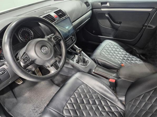 Volkswagen Jetta V с пробегом 2010 года, цена 661 000 рублей, 238000 км, седан, Автокод Объявления