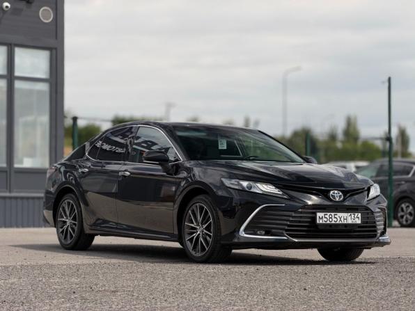 Toyota Camry VIII (XV70) Рестайлинг с пробегом 2023 года, цена 3 550 000 рублей, 34833 км, седан, Автокод Объявления