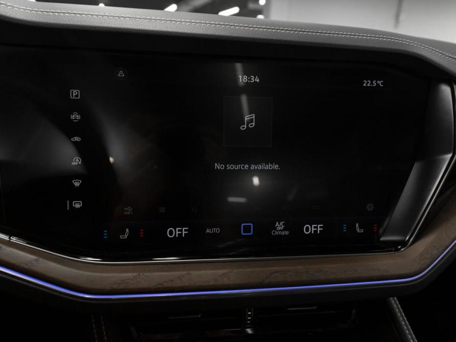 Volkswagen Touareg III Рестайлинг Москва  - изображение 19