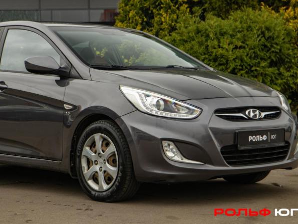 Hyundai Solaris I с пробегом 2013 года, цена 948 000 рублей, 132392 км, седан, Автокод Объявления