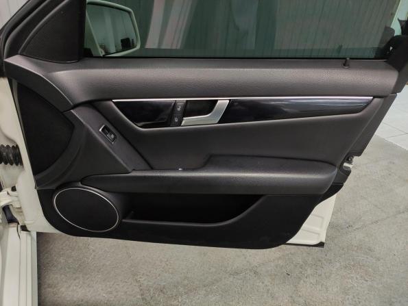 Mercedes-Benz C-Класс III (W204) Рестайлинг с пробегом 2012 года, цена 1 150 000 рублей, 275609 км, седан, Автокод Объявления