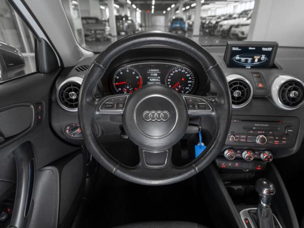 Audi A1 I (8X) с пробегом 2014 года, цена 1 330 000 рублей, 116960 км, хэтчбек, Автокод Объявления