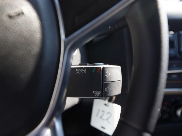 Renault Logan II Рестайлинг с пробегом 2019 года, цена 1 018 000 рублей, 104715 км, седан, Автокод Объявления