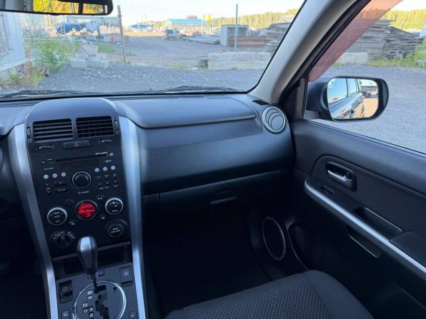 Suzuki Grand Vitara II Рестайлинг с пробегом 2010 года, цена 915 000 рублей, 182290 км, внедорожник, Автокод Объявления