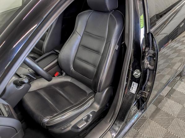 Mazda 6 III (GJ) Рестайлинг с пробегом 2017 года, цена 1 790 000 рублей, 193558 км, седан, Автокод Объявления