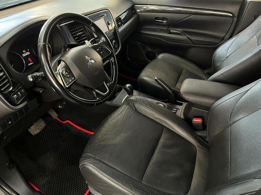 Mitsubishi Outlander III Рестайлинг 2 Нижнекамск  - изображение 11