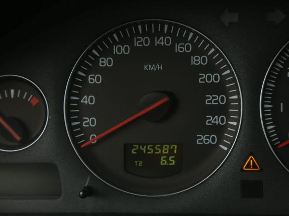 Volvo S60 I Рестайлинг с пробегом 2005 года, цена 591 000 рублей, 245500 км, седан, Автокод Объявления