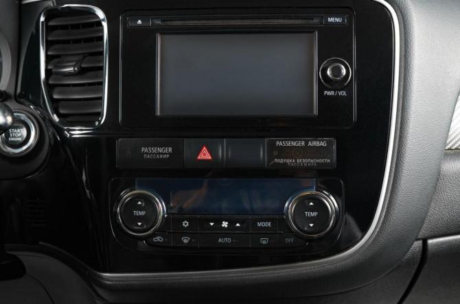 Mitsubishi Outlander III с пробегом 2012 года, цена 1 399 000 рублей, 229000 км, внедорожник, Автокод Объявления