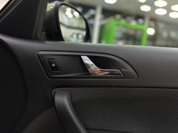 Skoda Yeti I с пробегом 2012 года, цена 1 570 000 рублей, 53425 км, внедорожник, Автокод Объявления