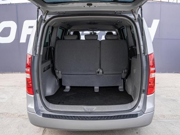 Hyundai H-1 II Рестайлинг 2 с пробегом 2019 года, цена 3 170 000 рублей, 97652 км, минивэн, Автокод Объявления