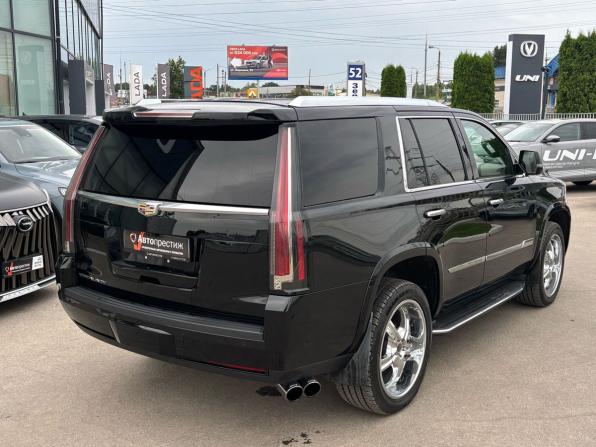 Cadillac Escalade IV с пробегом 2017 года, цена 4 170 000 рублей, 153040 км, внедорожник, Автокод Объявления