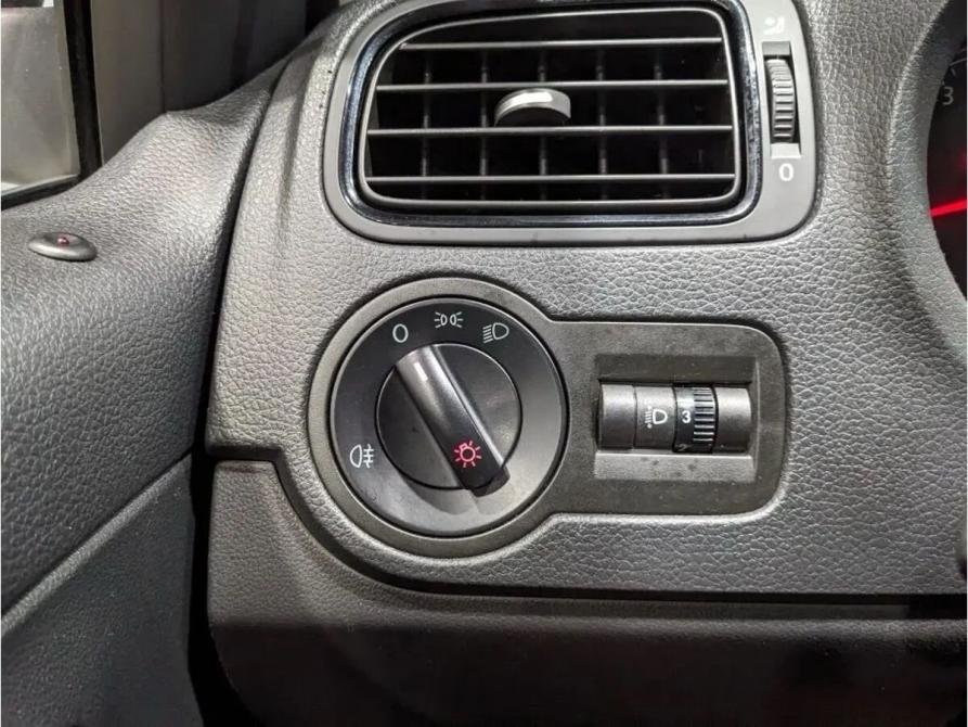 Volkswagen Polo V Рестайлинг Пермь  - изображение 20