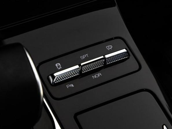 JETOUR X70+ I Рестайлинг с пробегом 2024 года, цена 2 029 000 рублей, 38797 км, внедорожник, Автокод Объявления