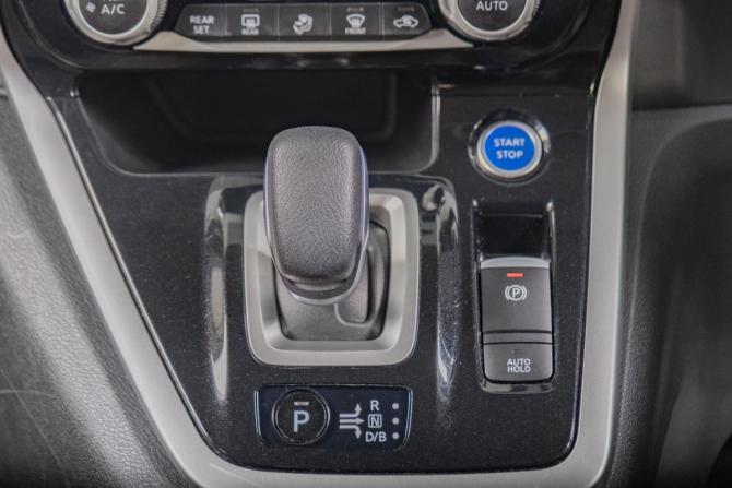 Nissan Serena V (C27) с пробегом 2018 года, цена 1 979 000 рублей, 162000 км, минивэн, Автокод Объявления