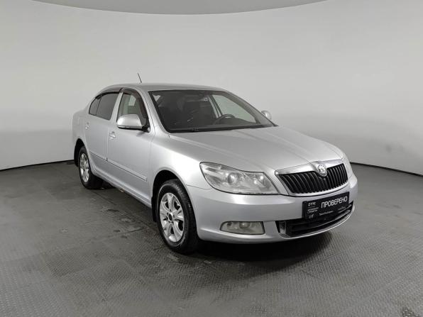 Skoda Octavia II (A5) Рестайлинг с пробегом 2012 года, цена 690 000 рублей, 247100 км, лифтбек, Автокод Объявления